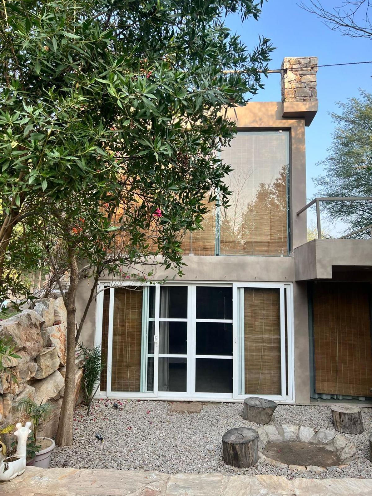 Villa The Barewithin House *