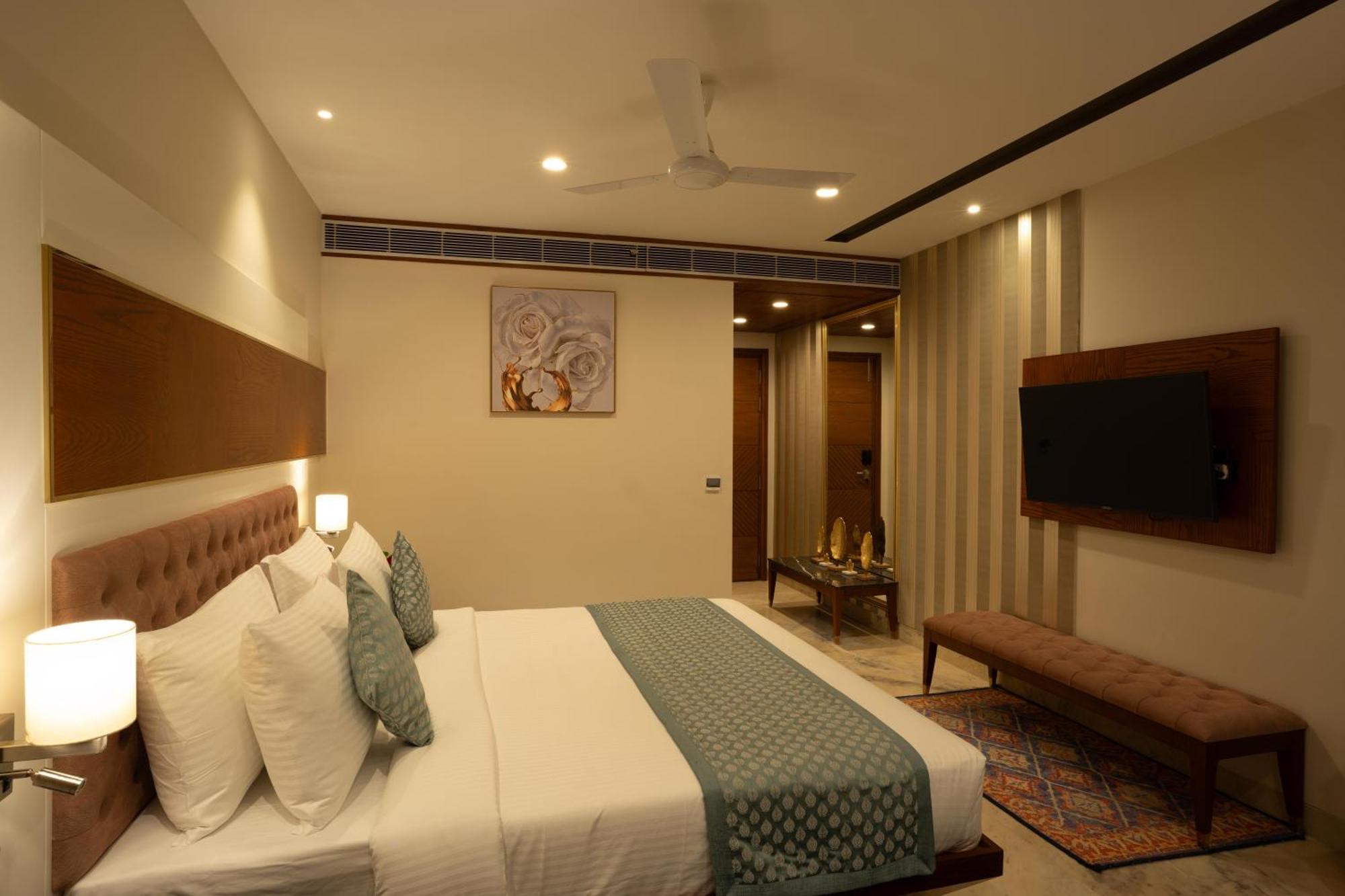 Inde Signature 3*