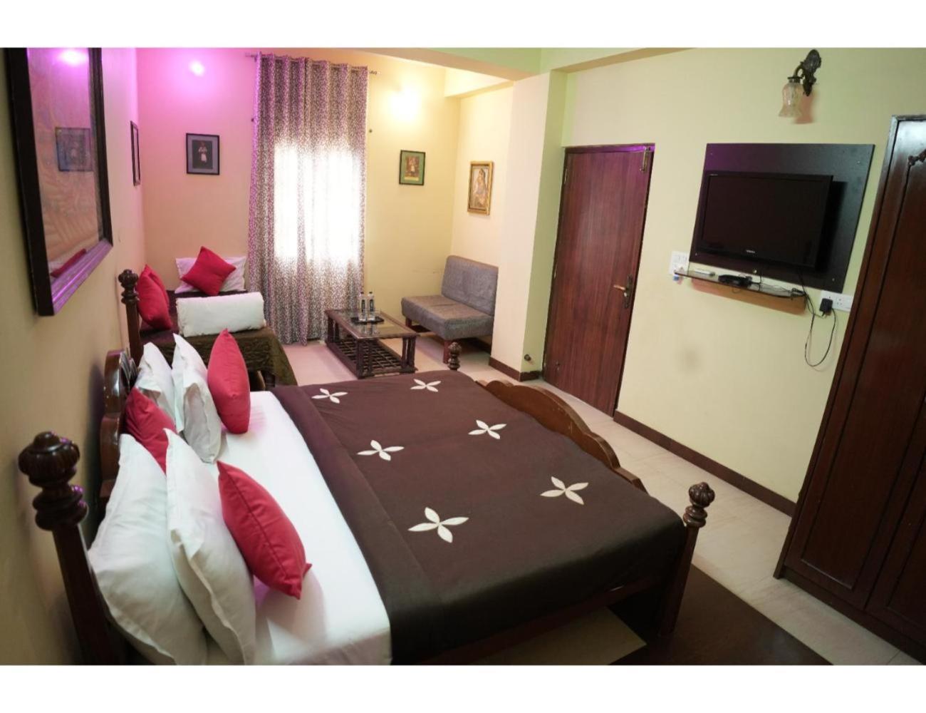 Mahal Rajwada Rajasthan Homestay *