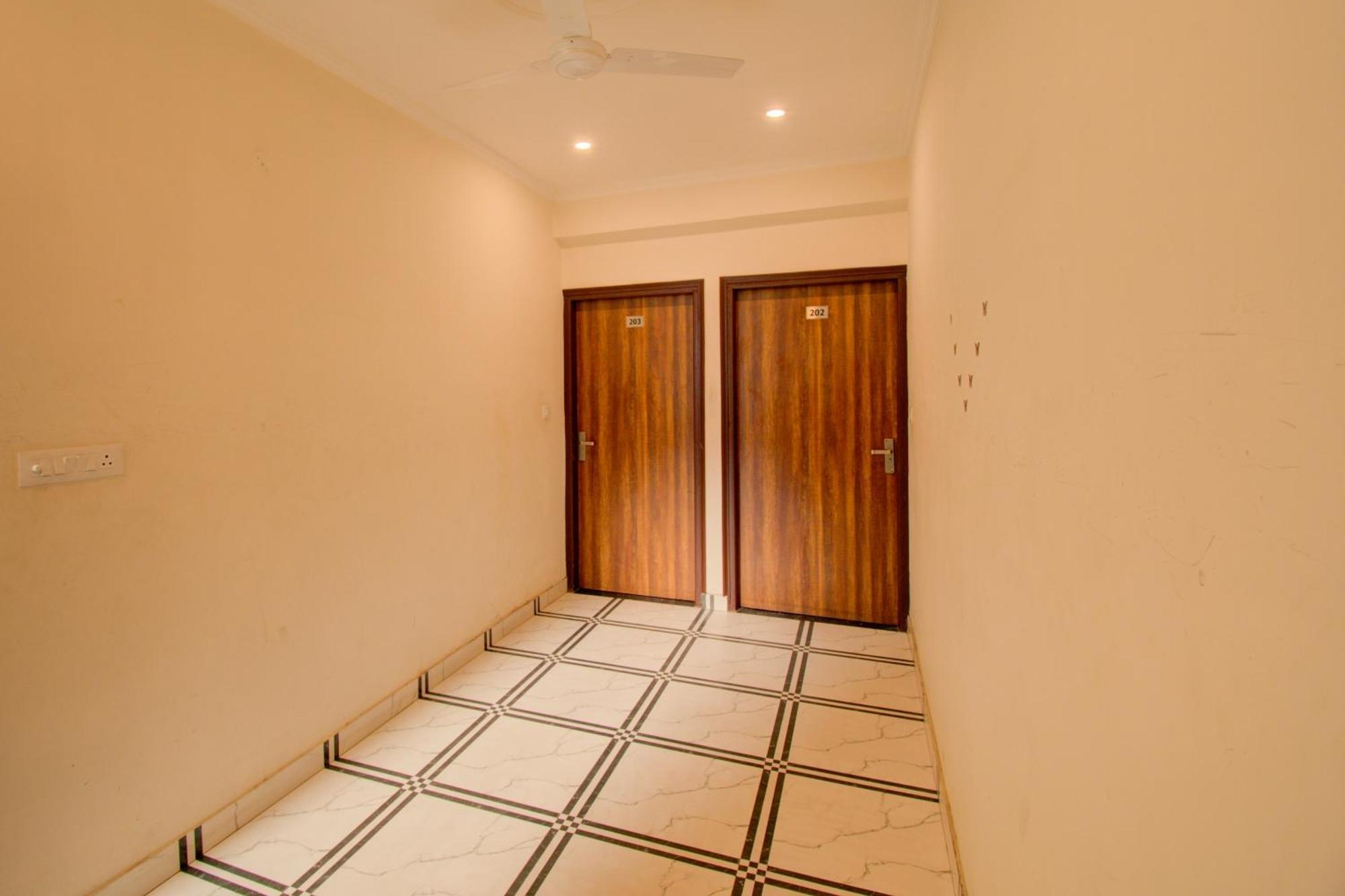 Hotel Bhagwati Palace 2*