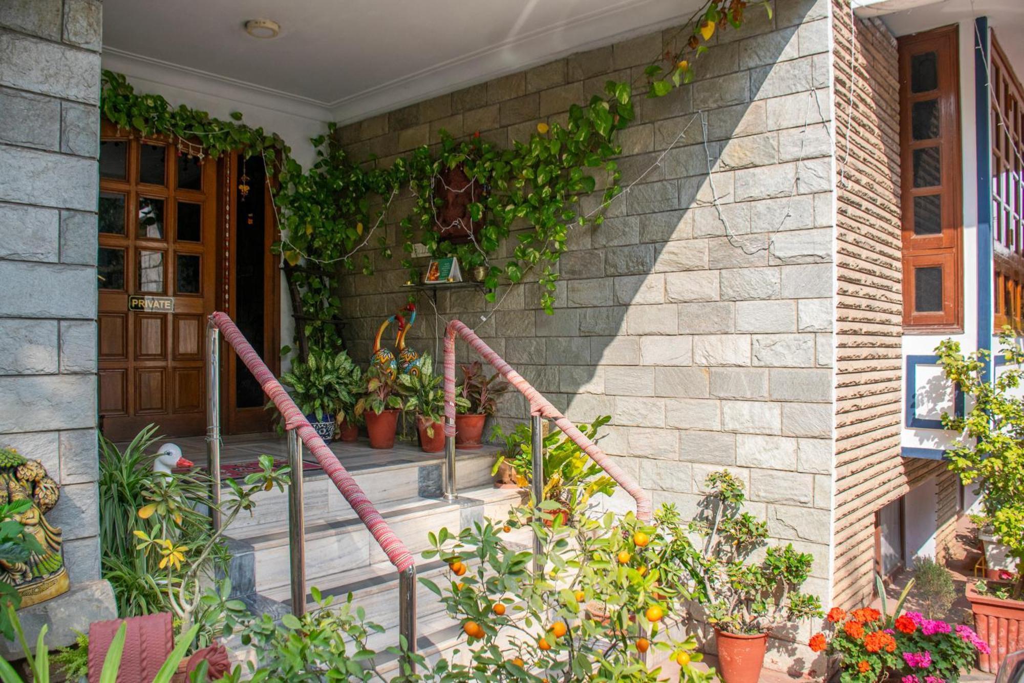 Homestay Girisadan Boutique *