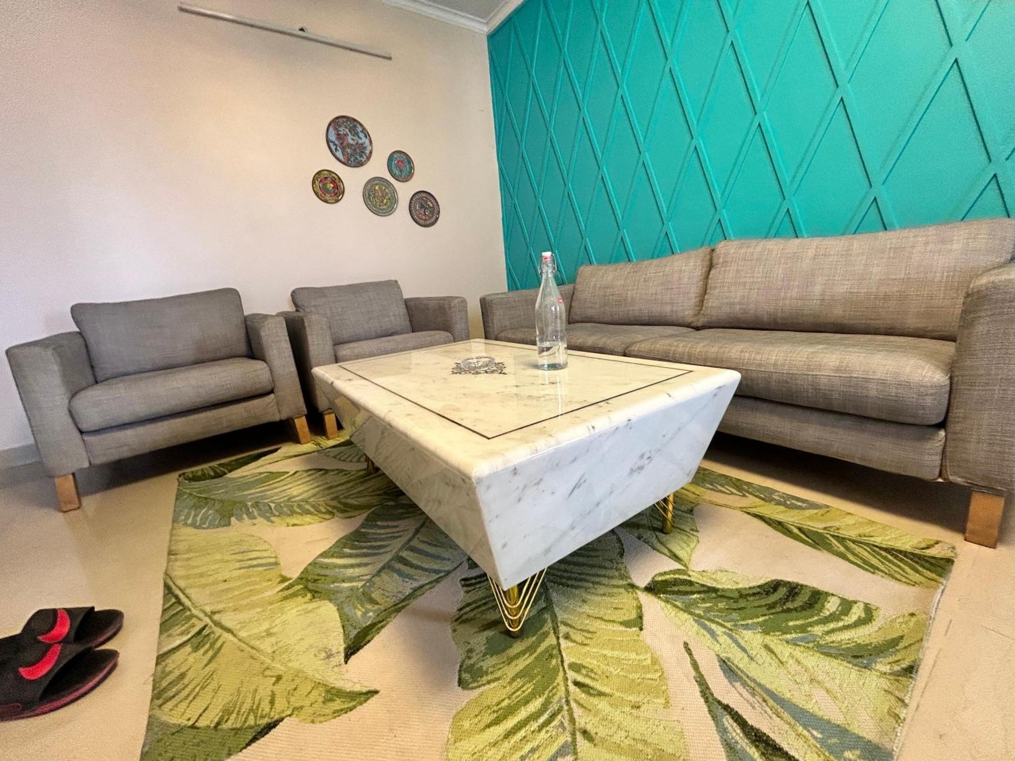 Urban Lily - Centre Apartment *