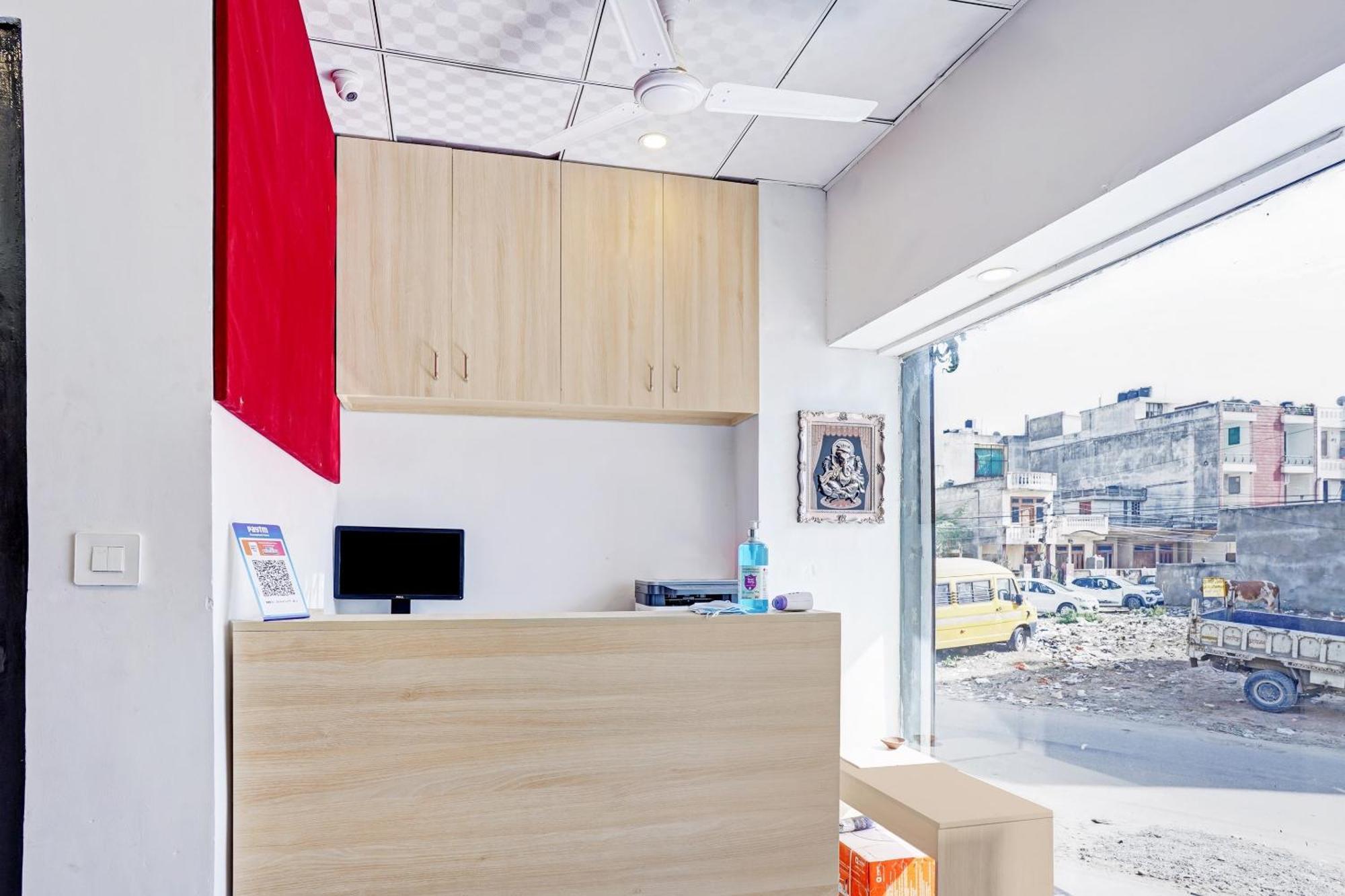 Hotel Super Collection O Grand Capitol- Jaipur