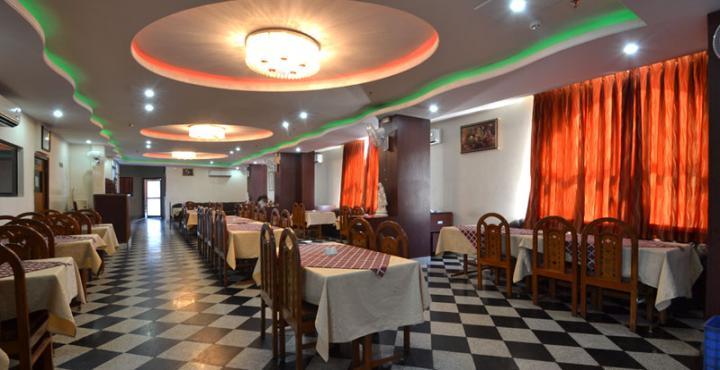 Fabhotel Amer Heritage Hotel