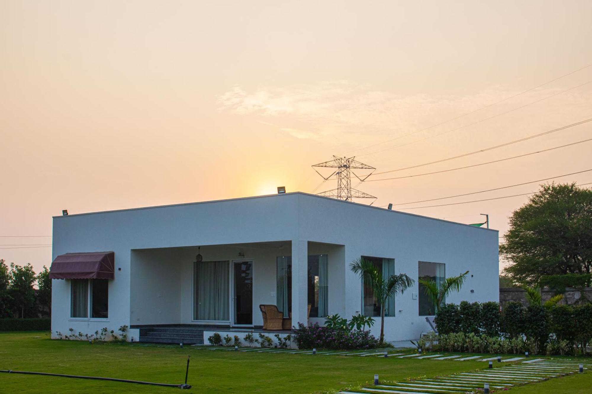 The Peace- A Luxury Private Pool Jaipur