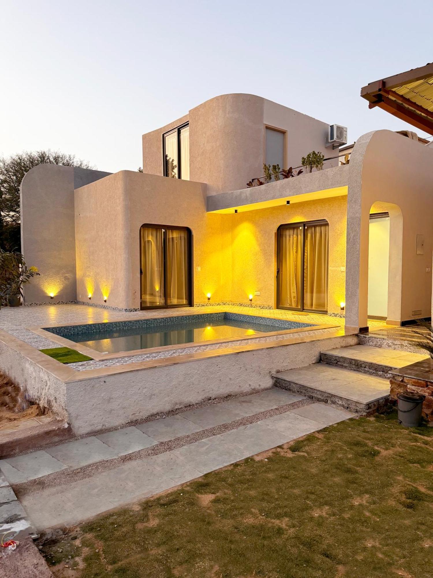 Sakura - Pool Side Farm * Jaipur