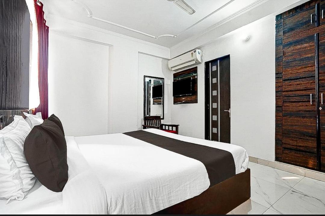 Sky Heights 3*
