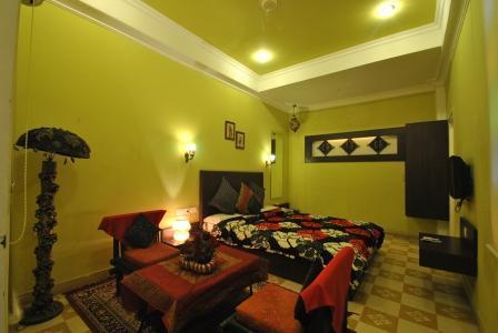 Dev 3* Jaipur