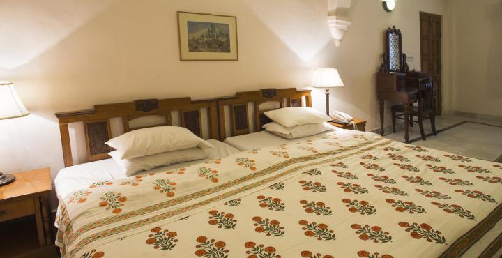 Chirmi Palace 3*