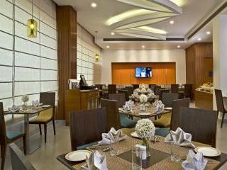 Nirwana Hometel Jaipur- A Sarovar 3*