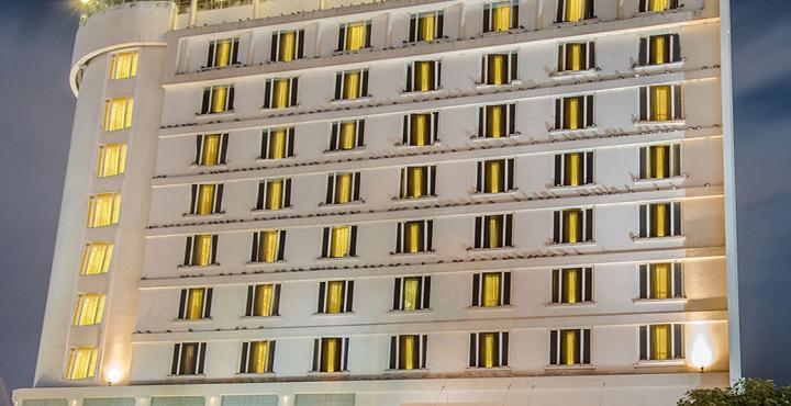 Hotel Sarovar Portico 4*
