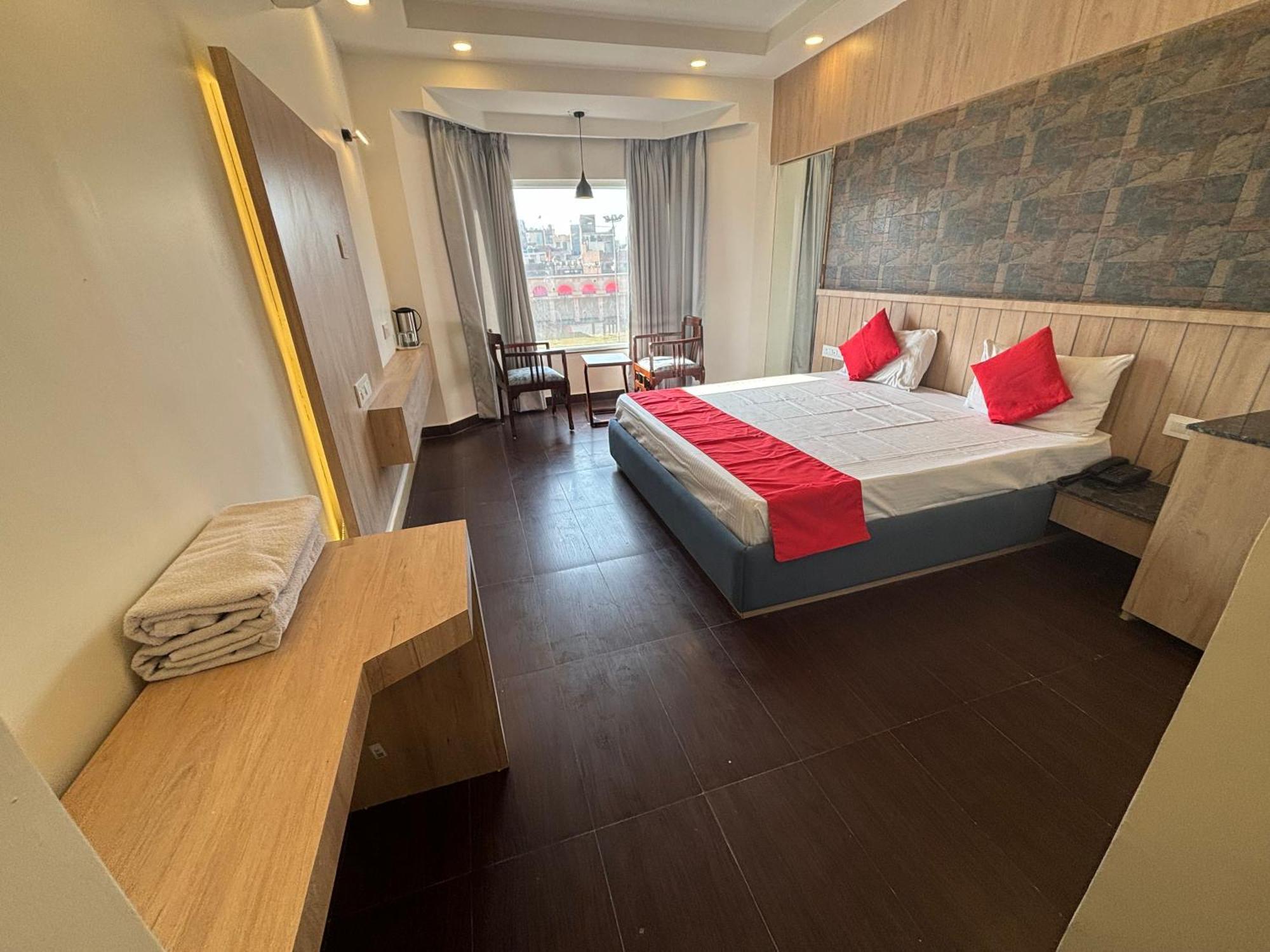 Maya International Hotel 3*