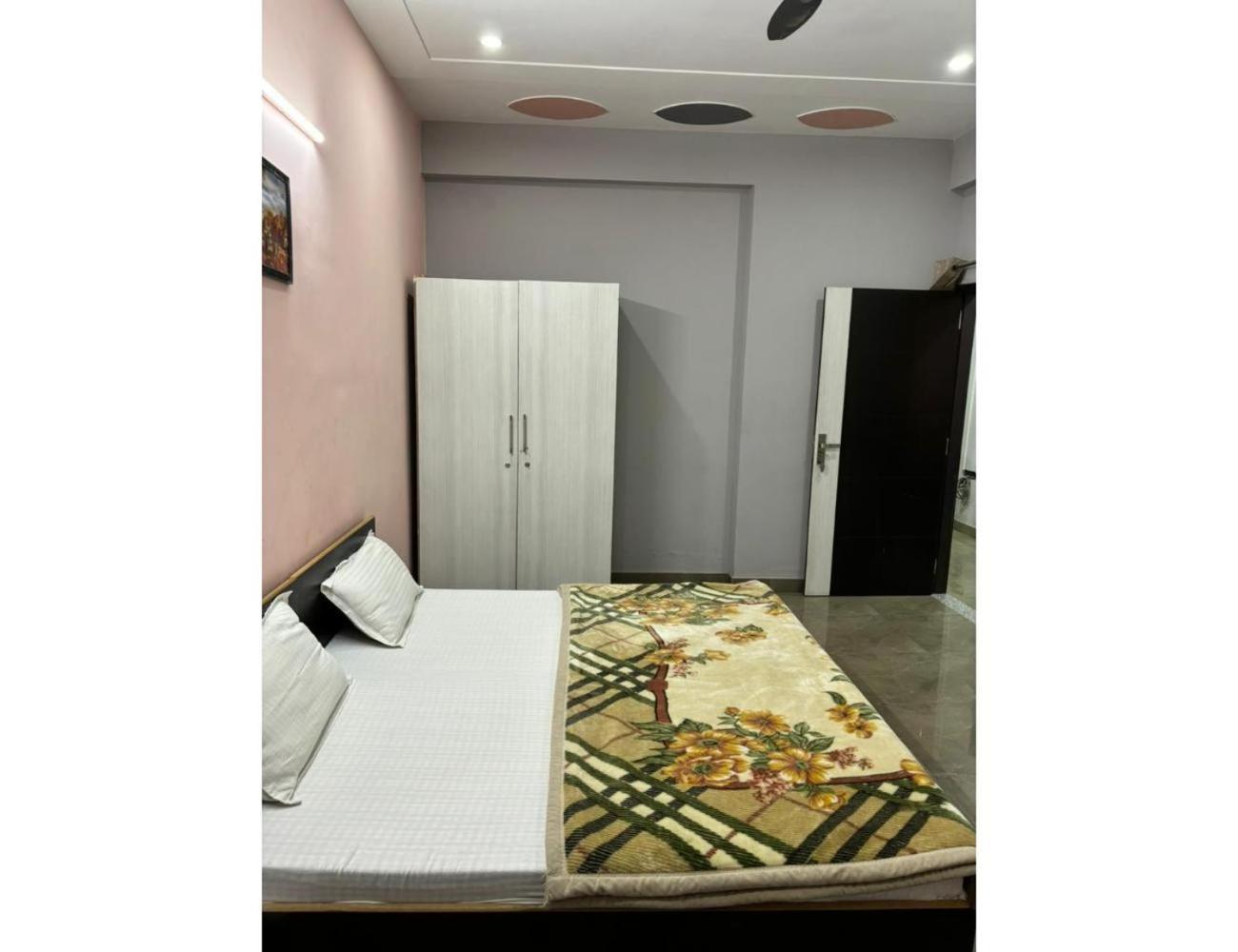 Uphar - & Restaurant, * Jaipur