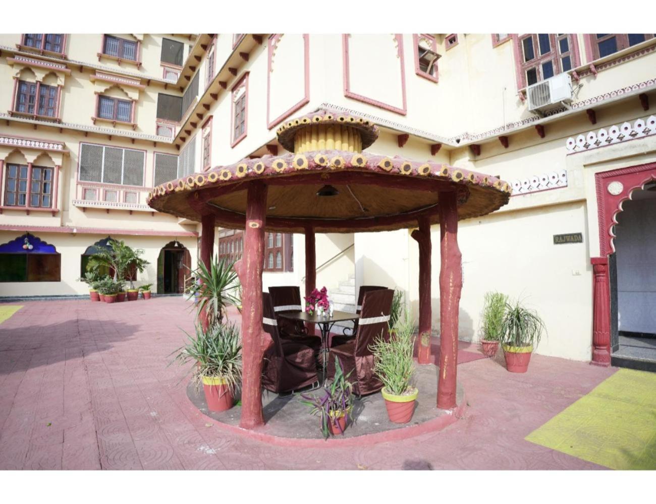 Mahal Rajwada Rajasthan *