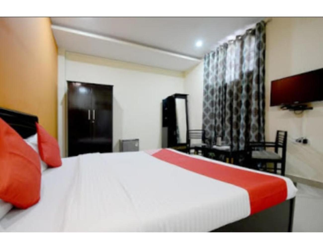 Heiwa Inn, * Jaipur