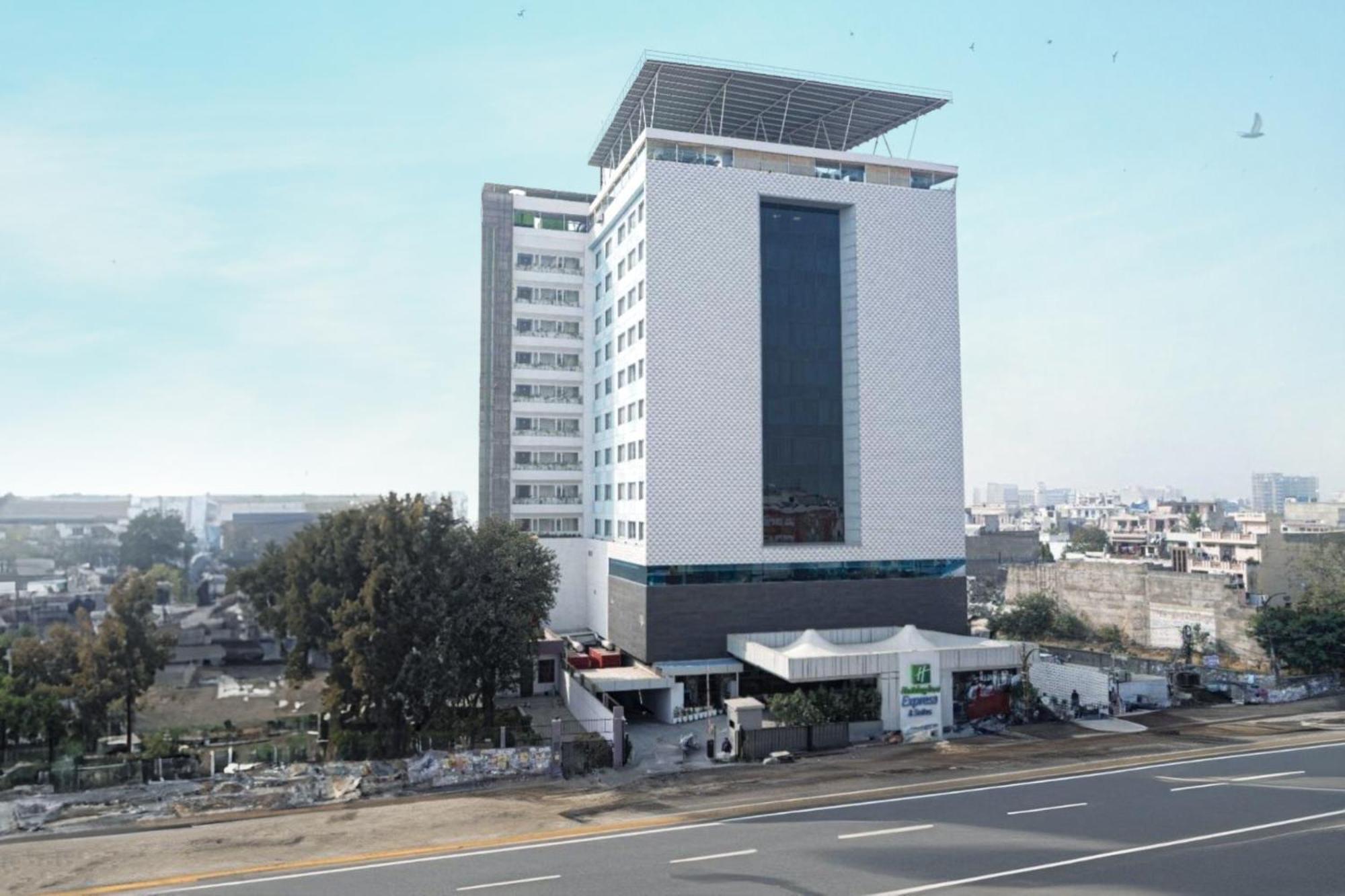 Express & Gopalpura 4* Jaipur