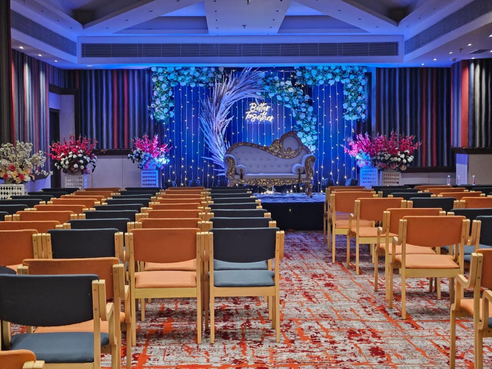 Hotel Express & Gopalpura Jaipur