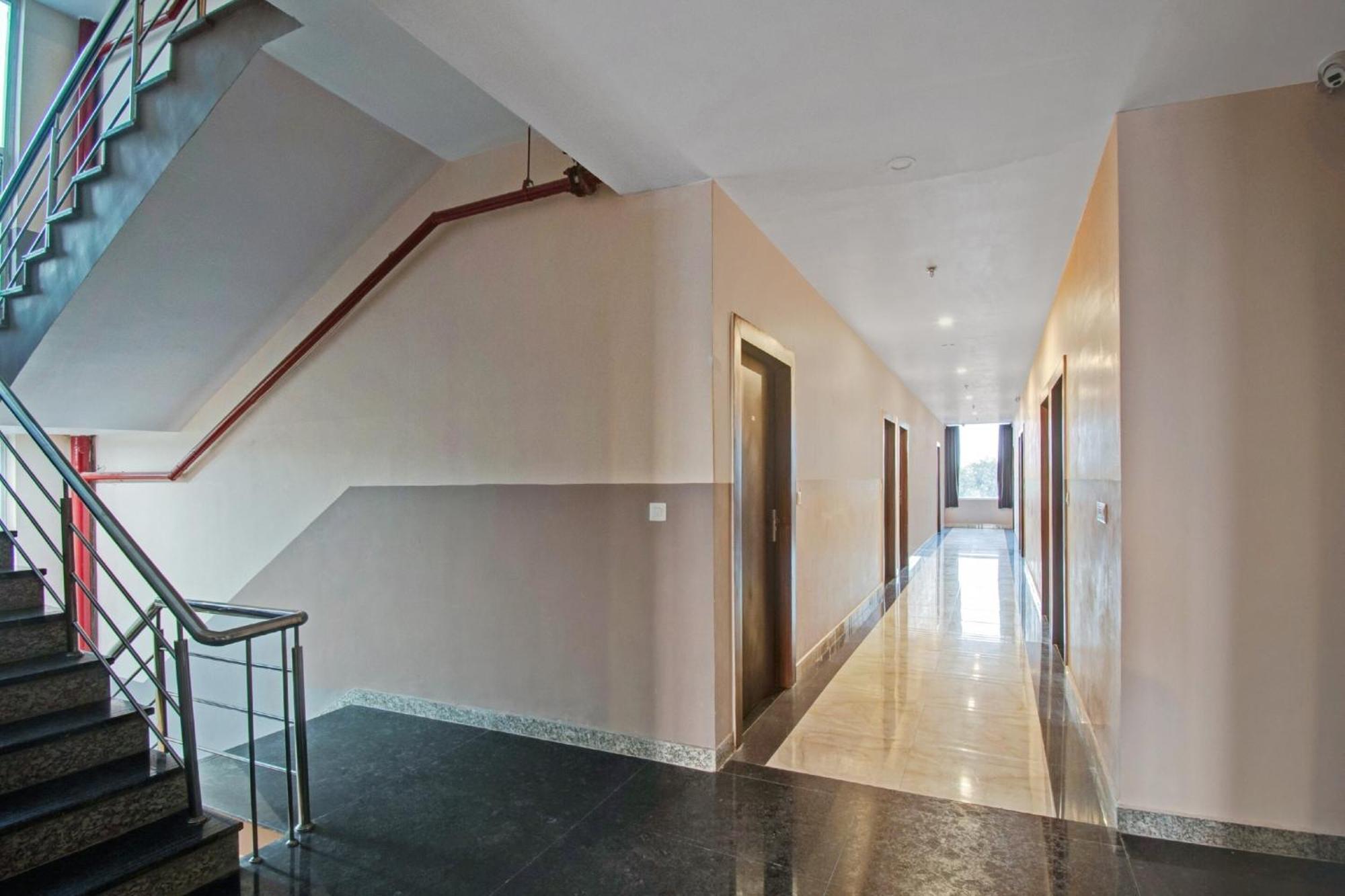 Hotel O Raaso Inn Hotel