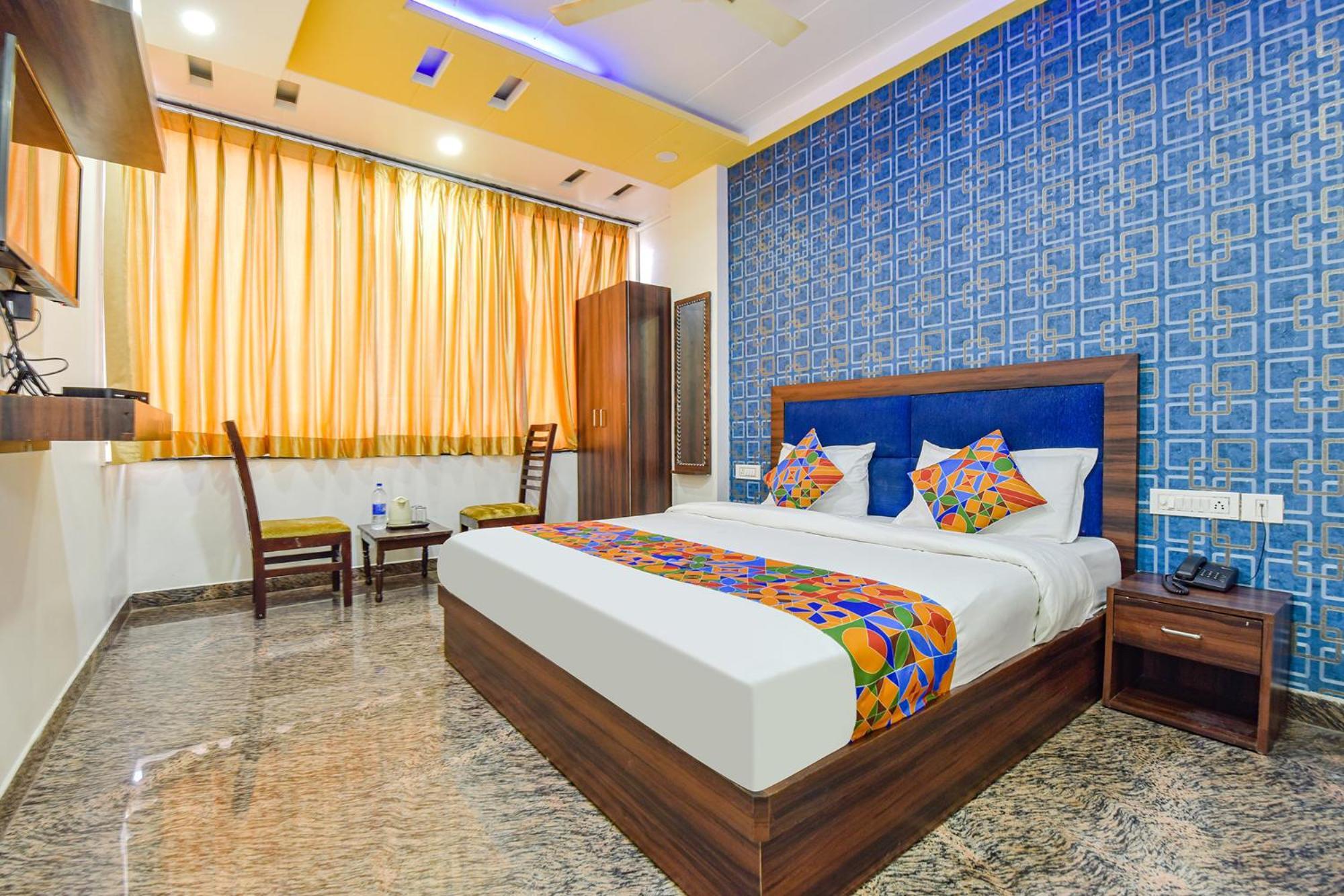 Fabhotel Diamond Key Hotel