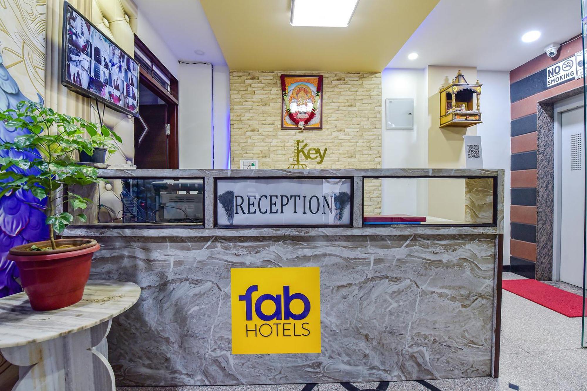 Hotel Fabhotel Diamond Key 3*
