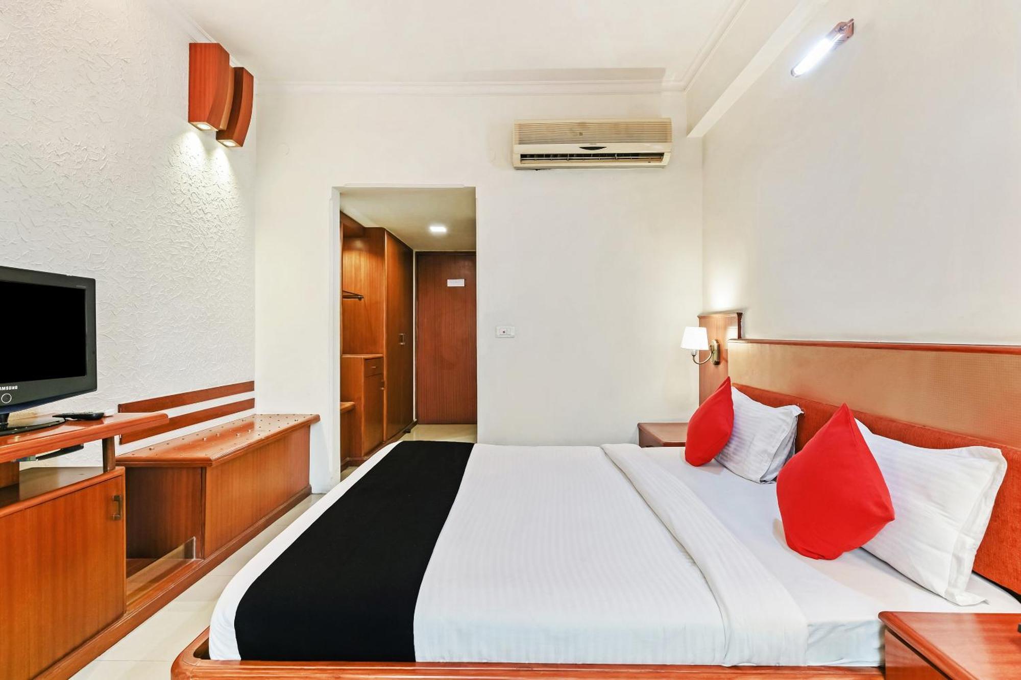 Hotel Royal Empire 3*