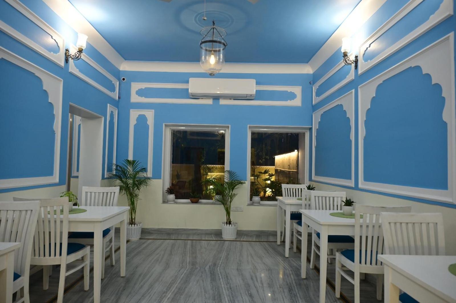 Hotel Anuraag Jaipur