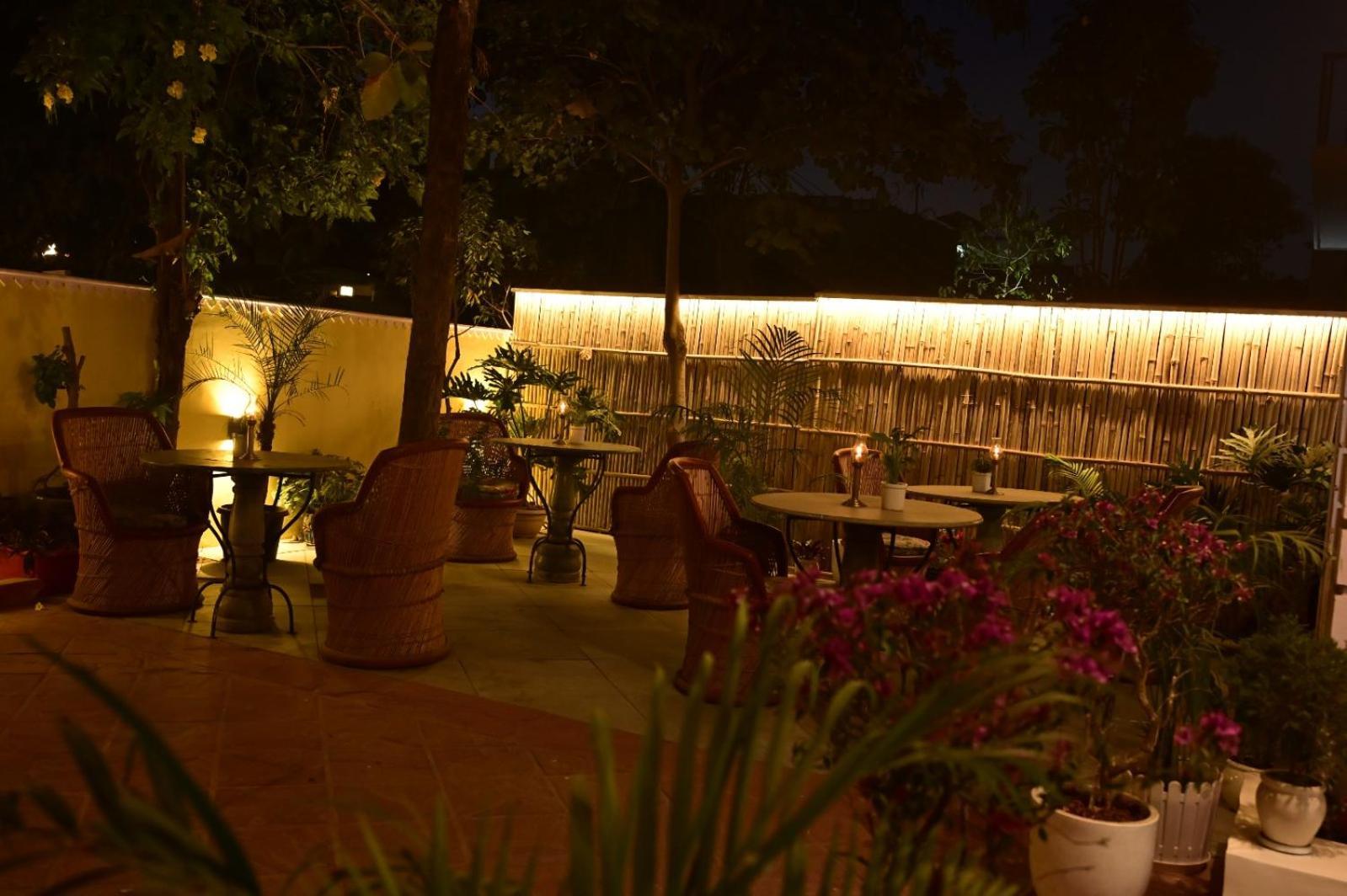 Anuraag Hotel 3*