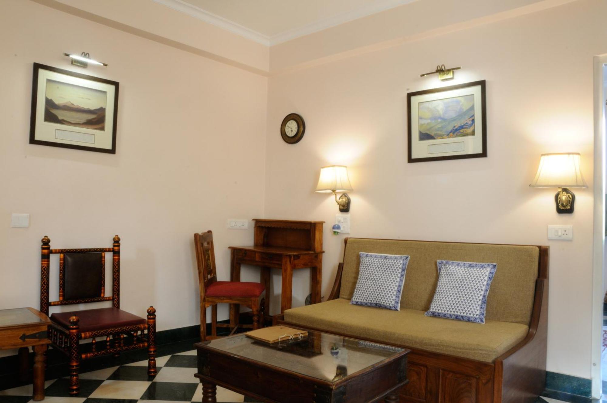 Hotel Arya Niwas Jaipur