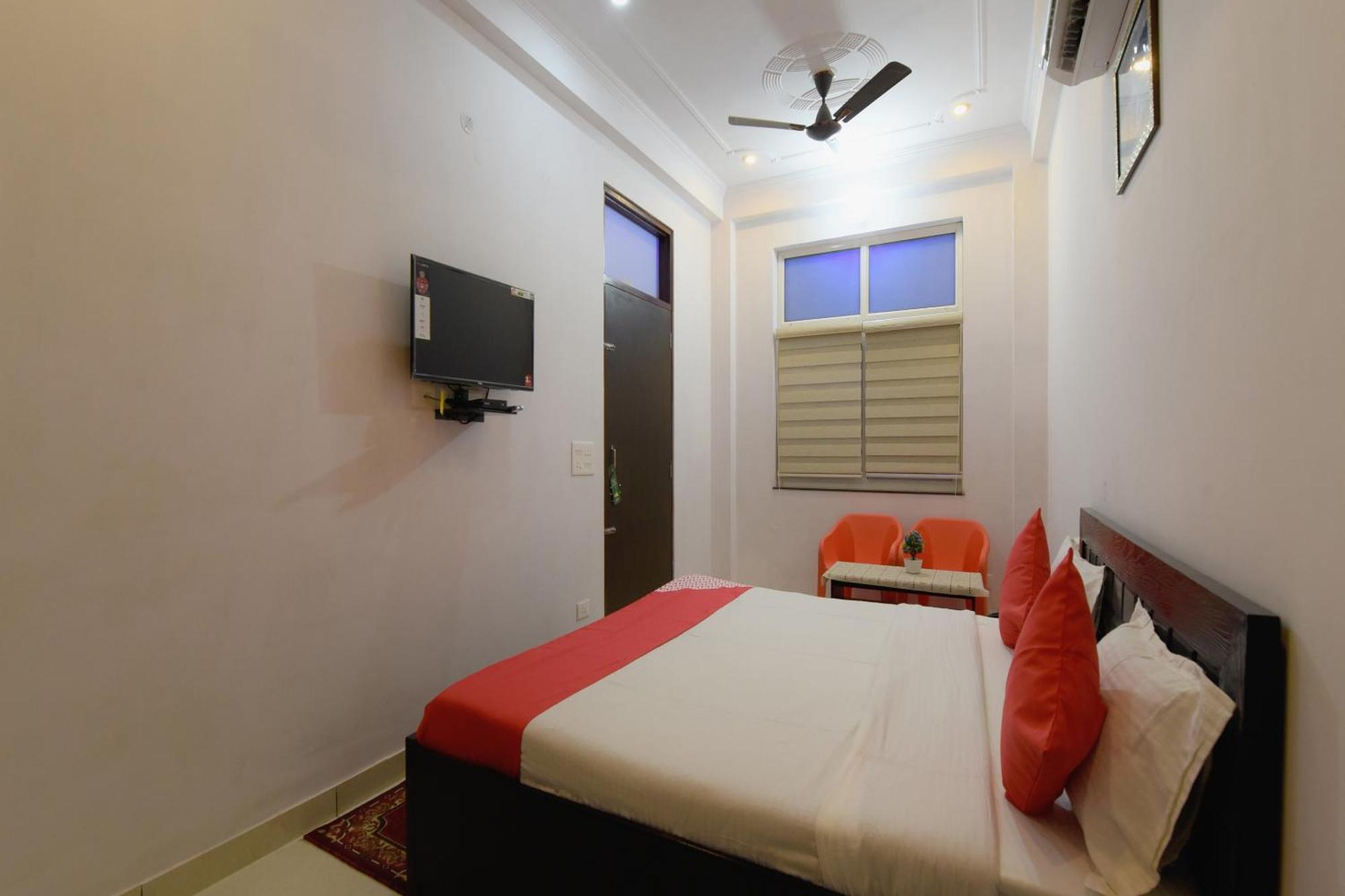Oyo Ekta My Hotel Jaipur