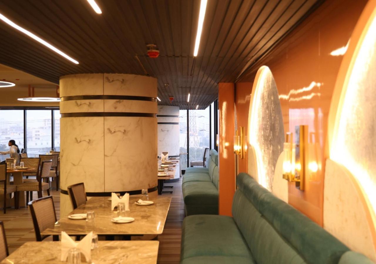 Starr Club Hotel