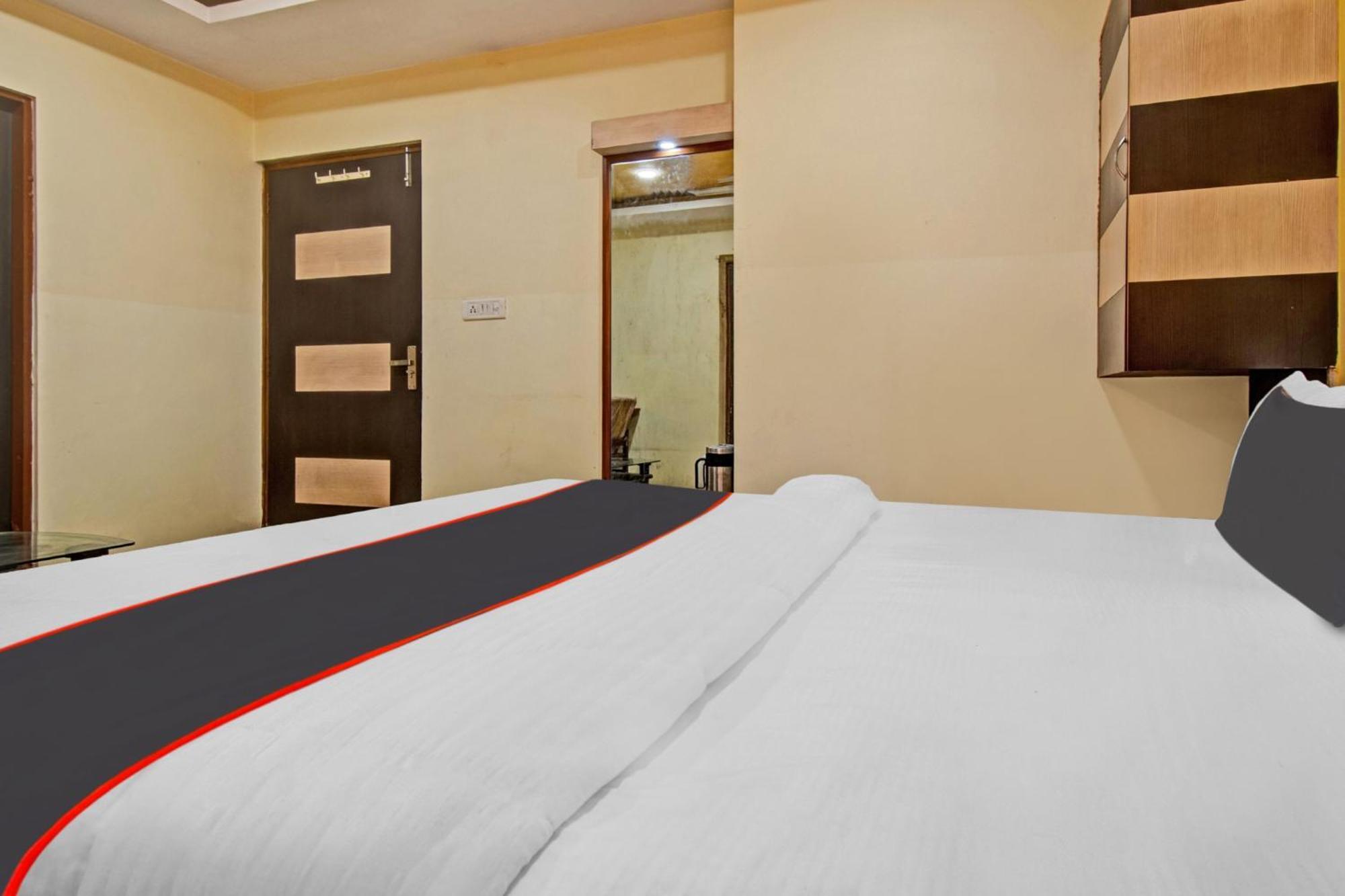 O Kiran Palace Hotel