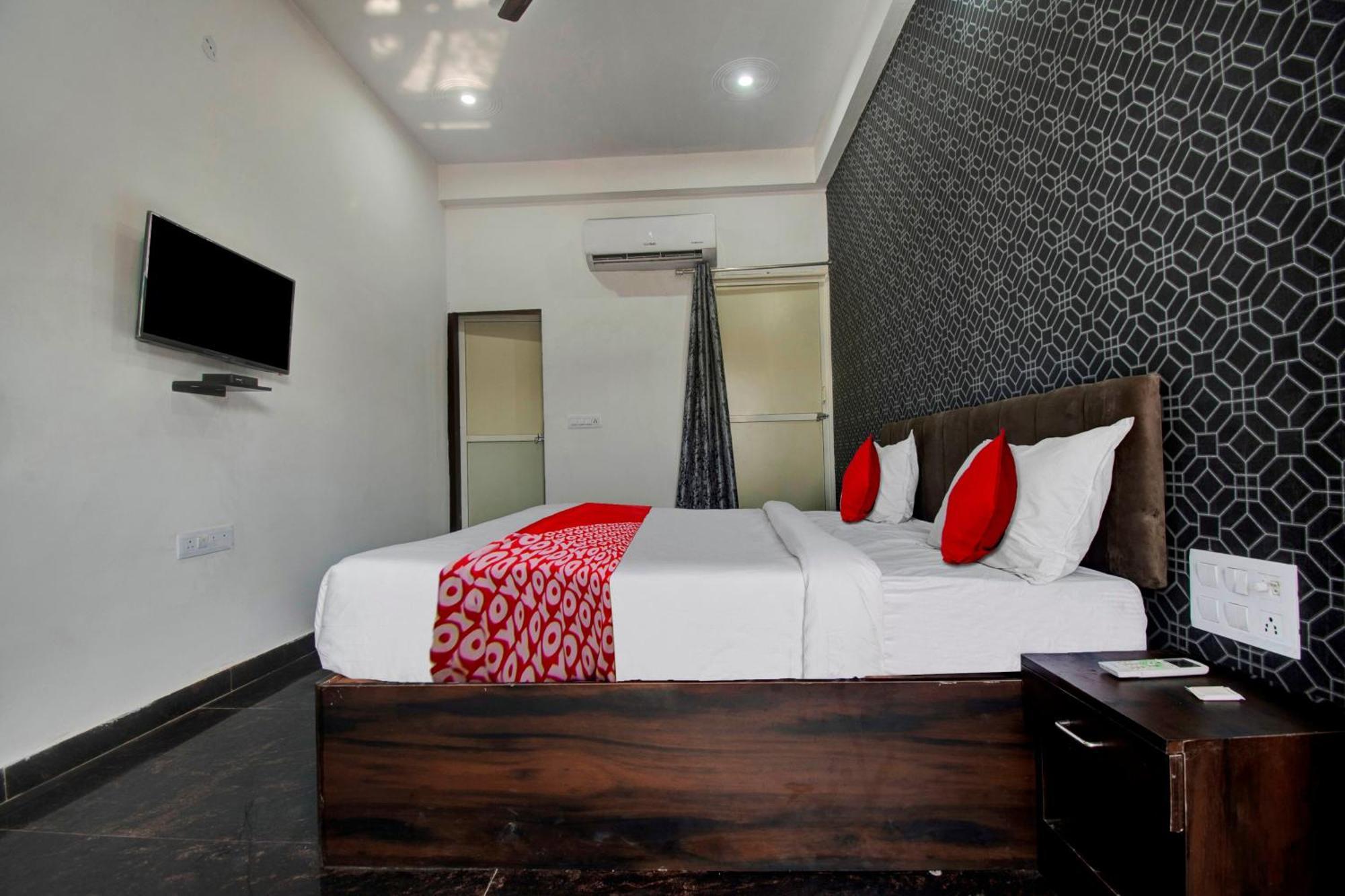 Oyo Flagship Rajshree Hotel Jaipur