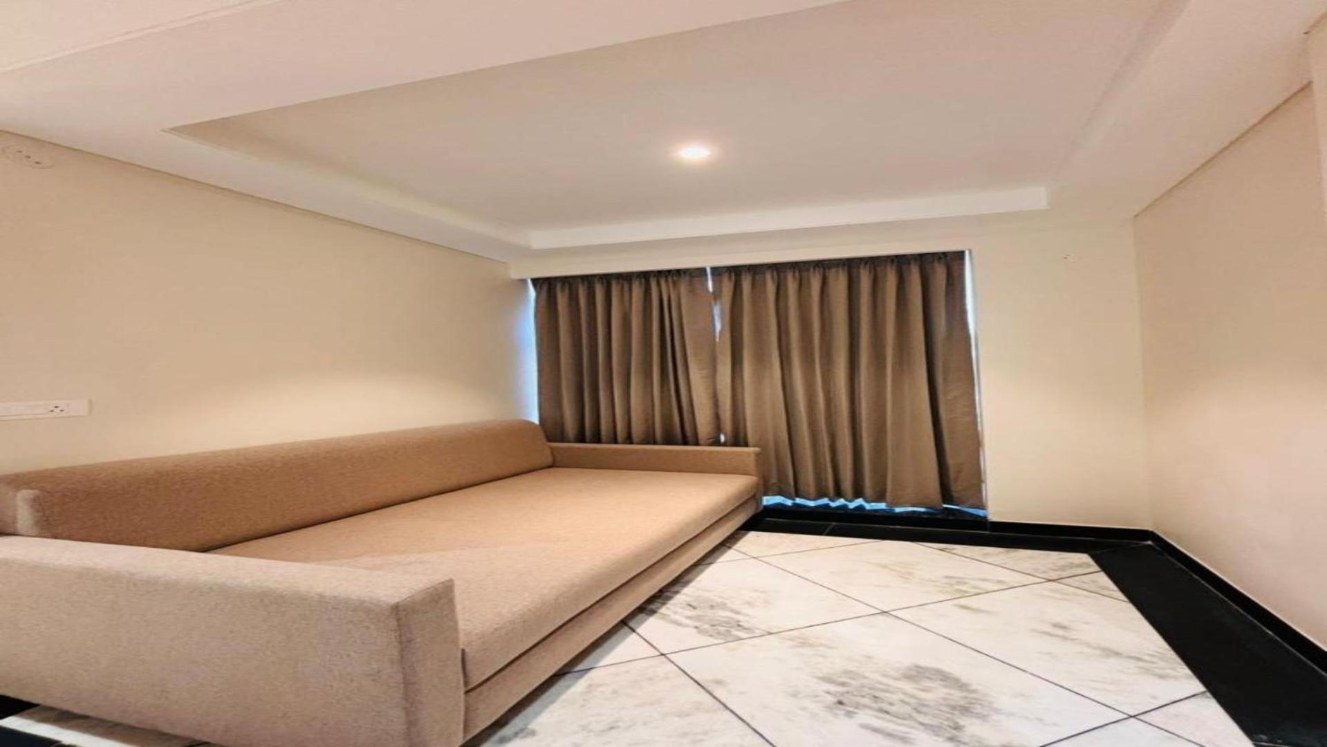 Saaj Mansion Hotel 3*