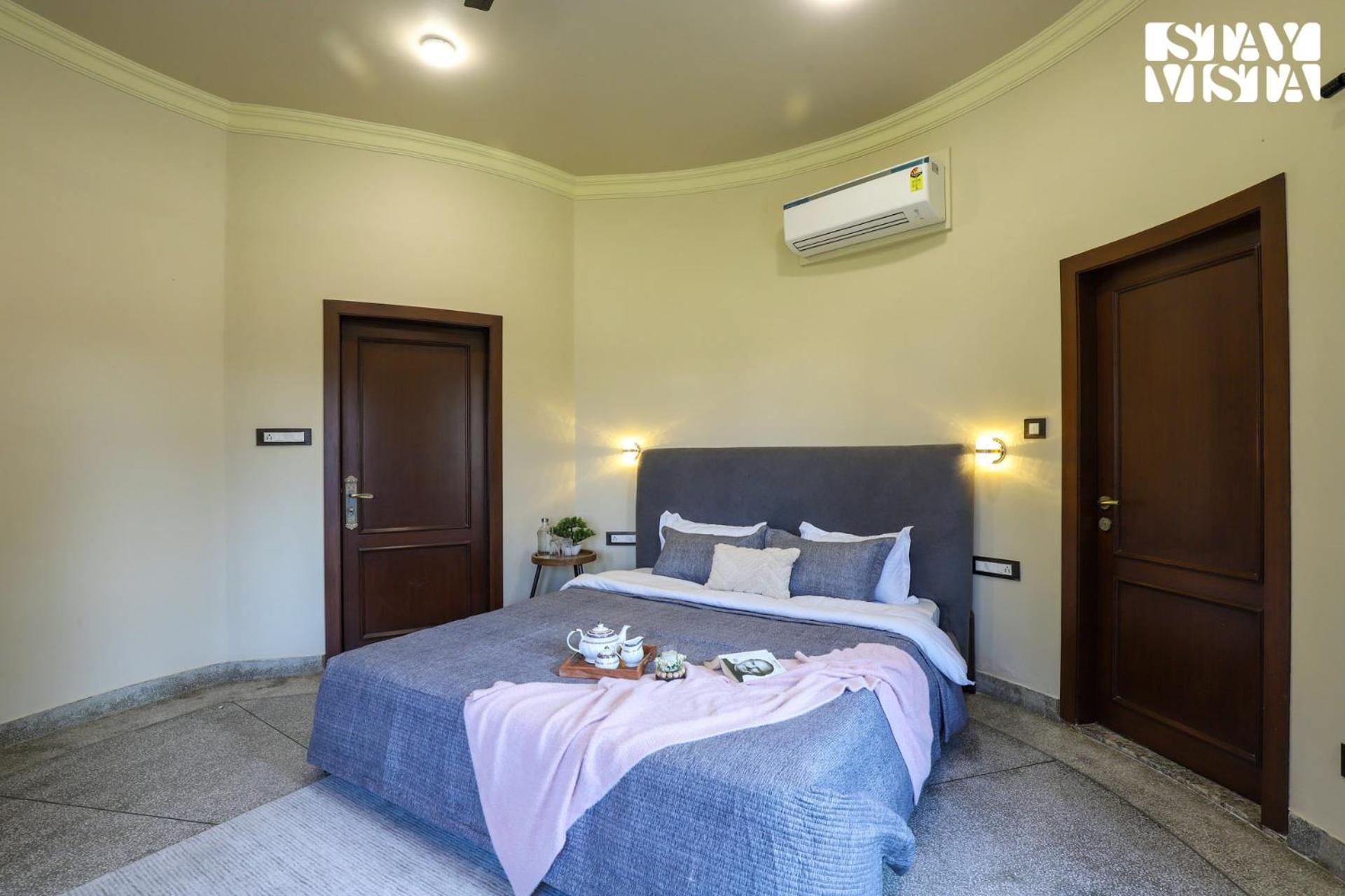 Stayvista's Mystic Castle With Terrace, Swimming Pool, Lawn With Gazebo Villa Jaipur