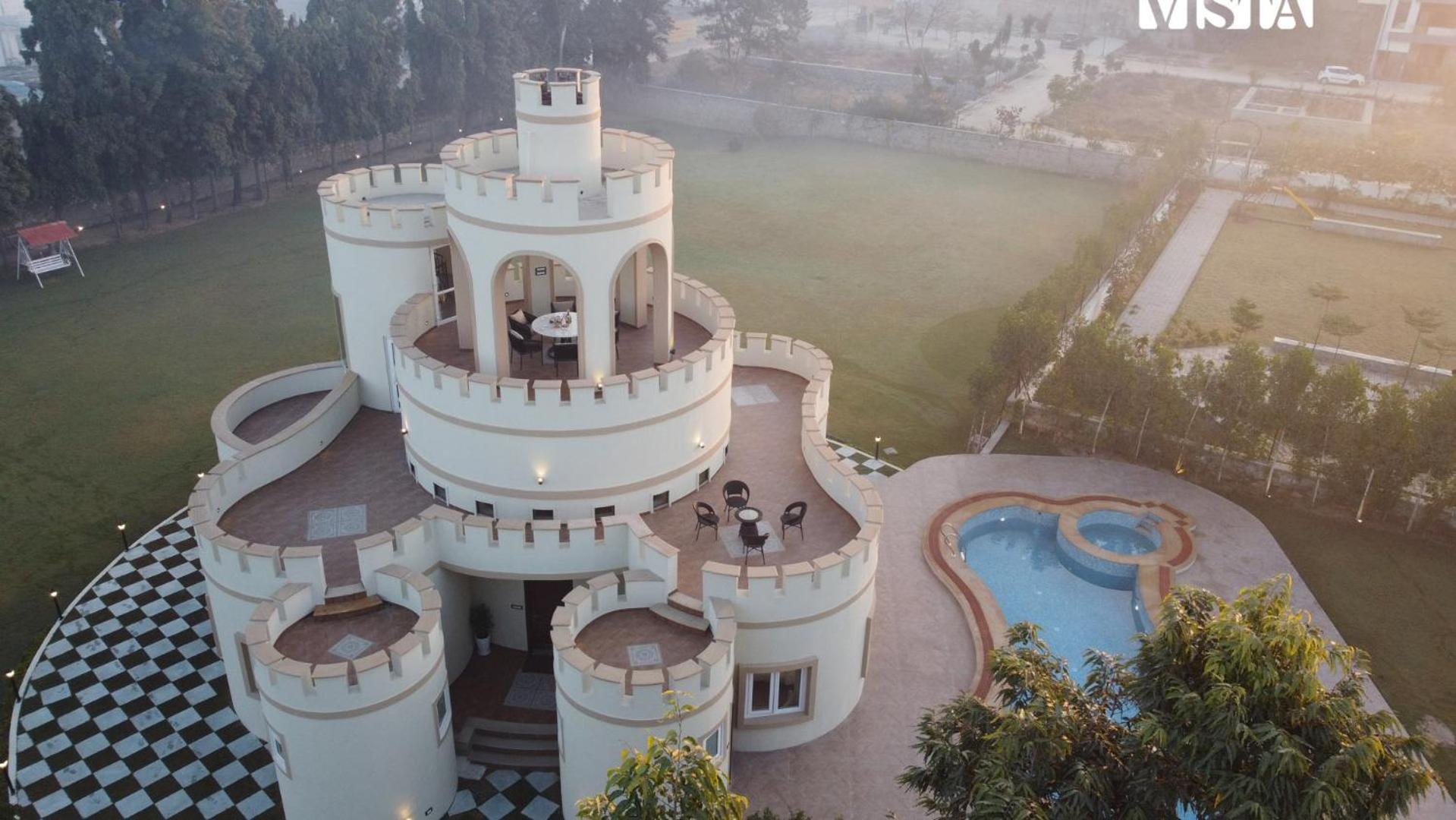 Stayvista's Mystic Castle With Terrace, Swimming Pool, Lawn With Gazebo Villa Jaipur