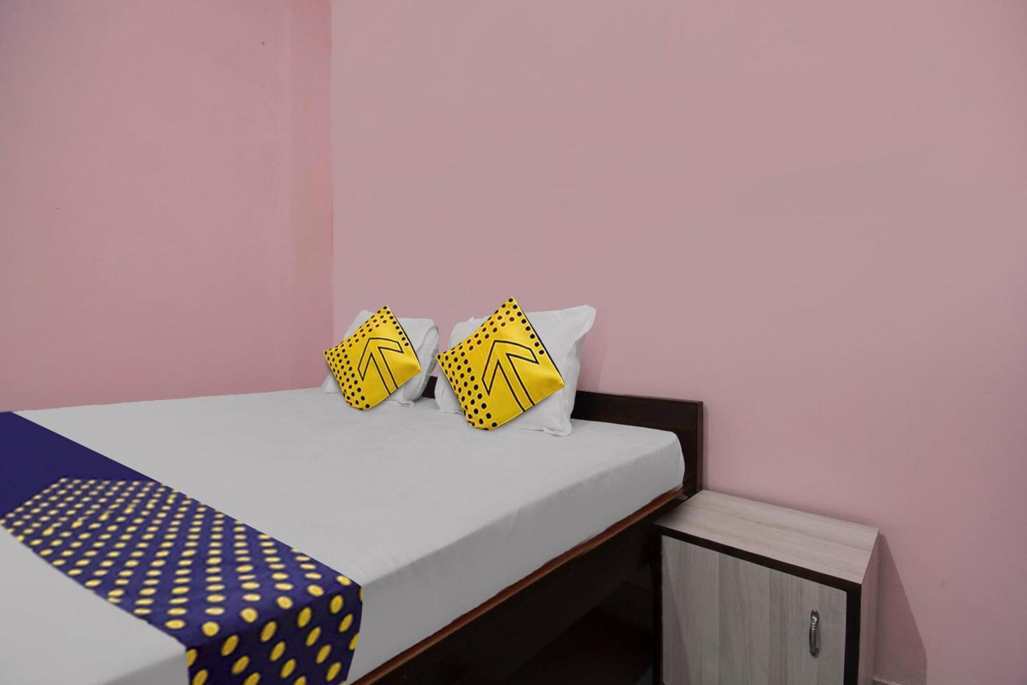 Hotel Spot On Pari & Cafe