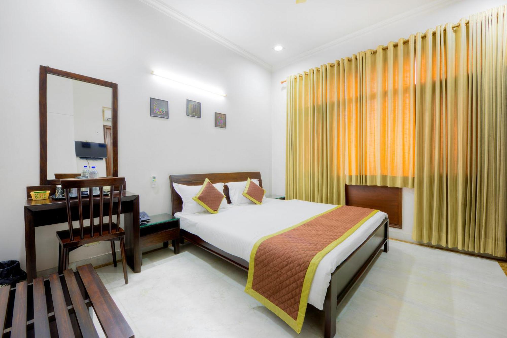 Palm 34 Bed & Breakfast