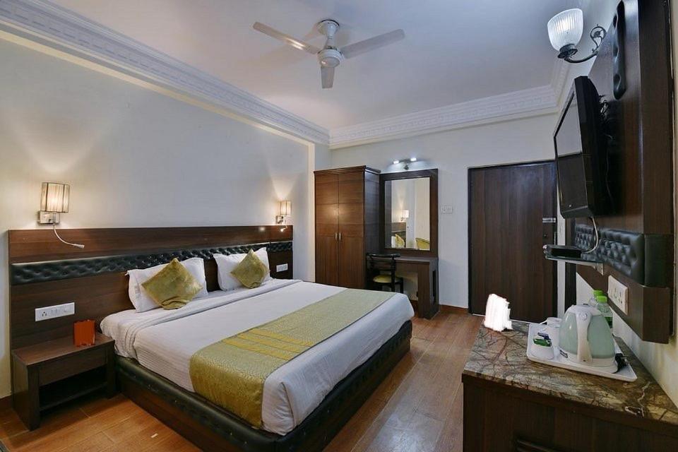 Empire Regency Hotel 3*