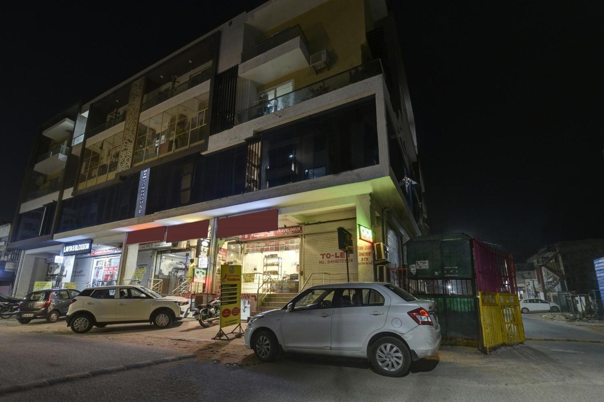 O The Circle Rajapark Hotel