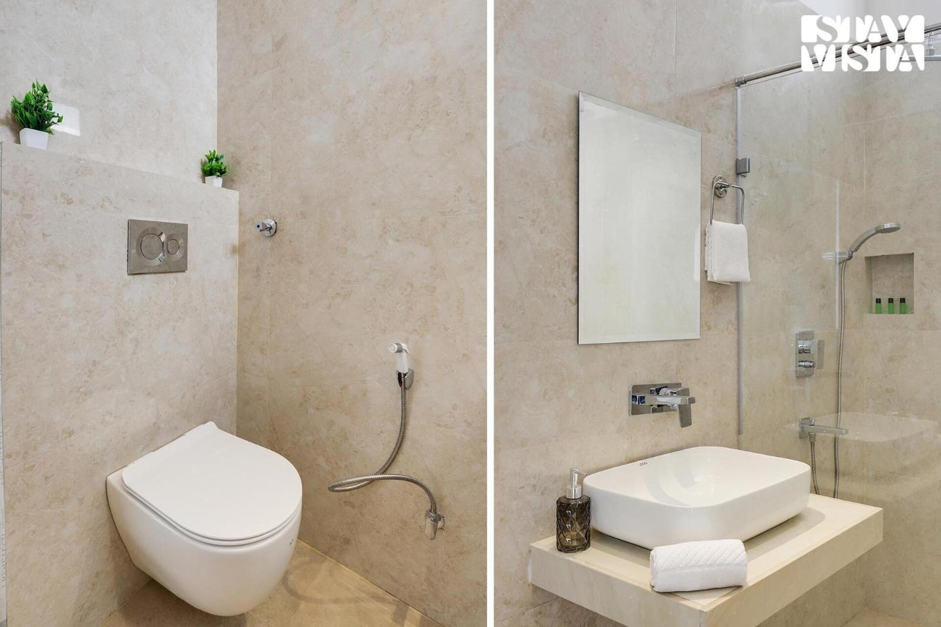 Stayvista's Kundan - Pet-friendly With Sprawling Lawn, Outdoor Pool Jaipur
