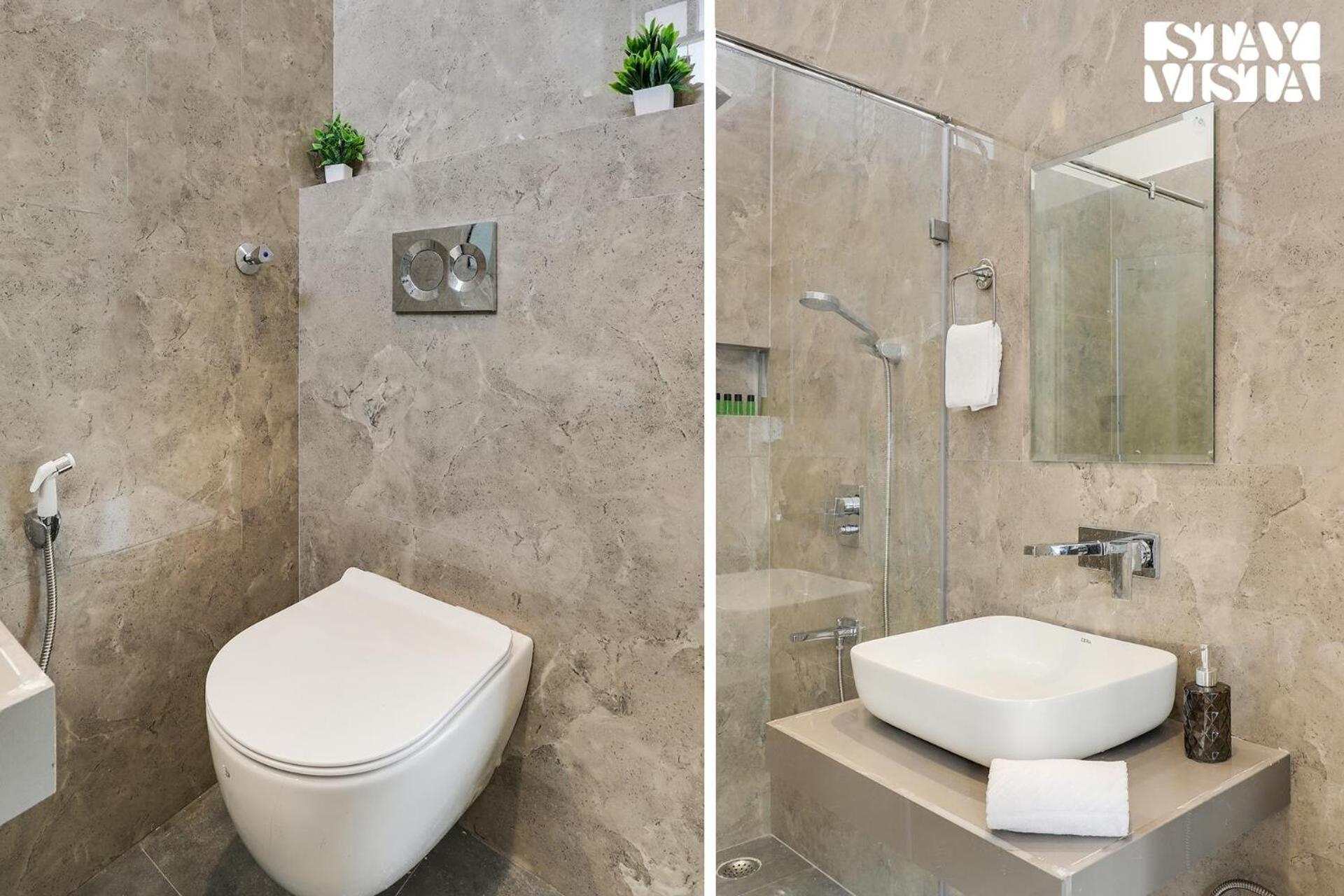 Stayvista's Kundan - Pet-friendly With Sprawling Lawn, Outdoor Pool *