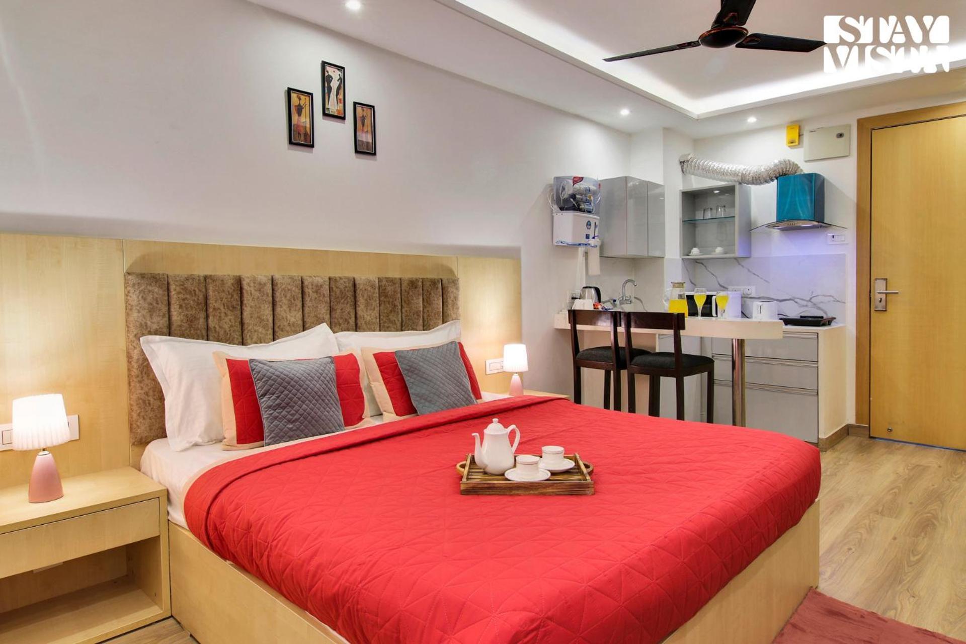 Stayvista's Skyline - Urban Oasis With Terrace, Gym & Bar Jaipur