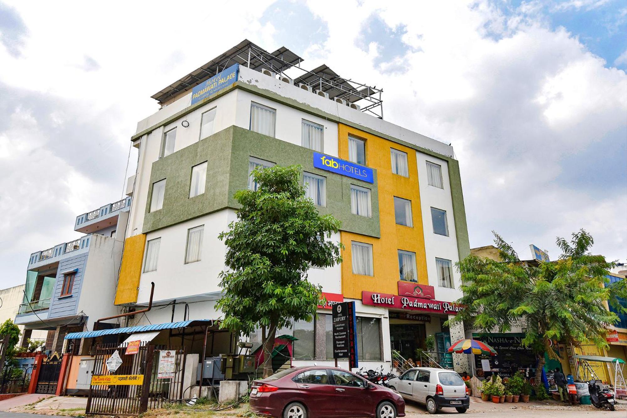 Fabhotel Padmawati Palace Hotel 3*