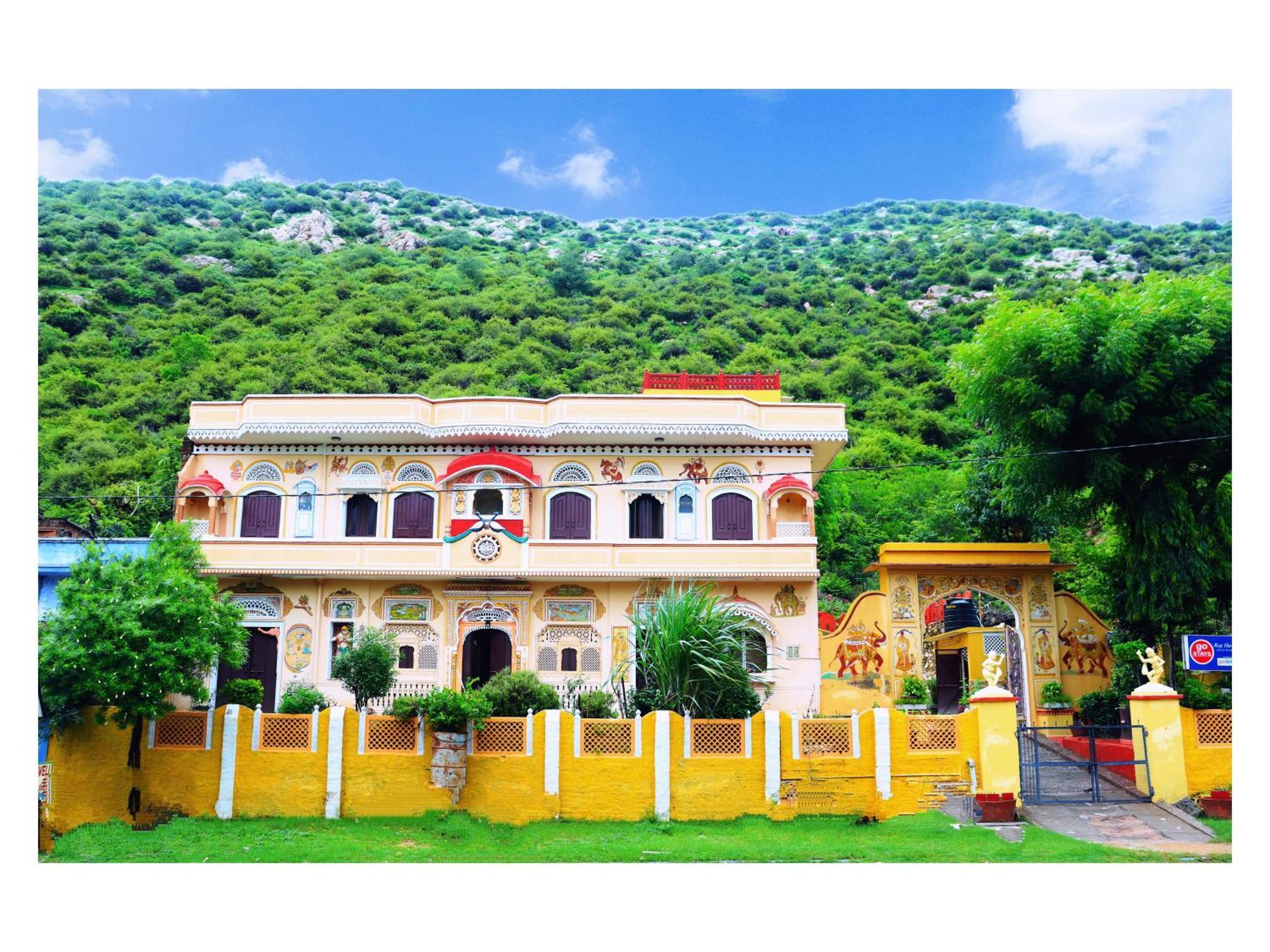 Bed & Breakfast Raj Haveli- A Heritage Samode