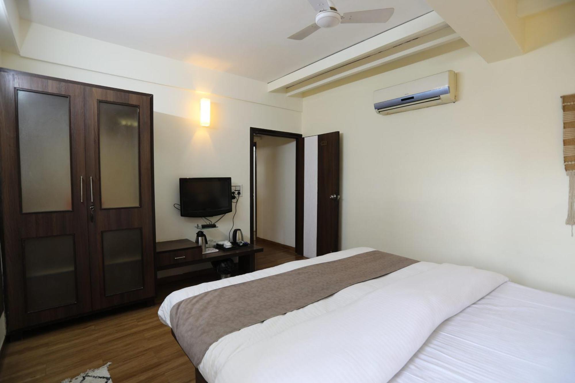 Banipark Service * Jaipur