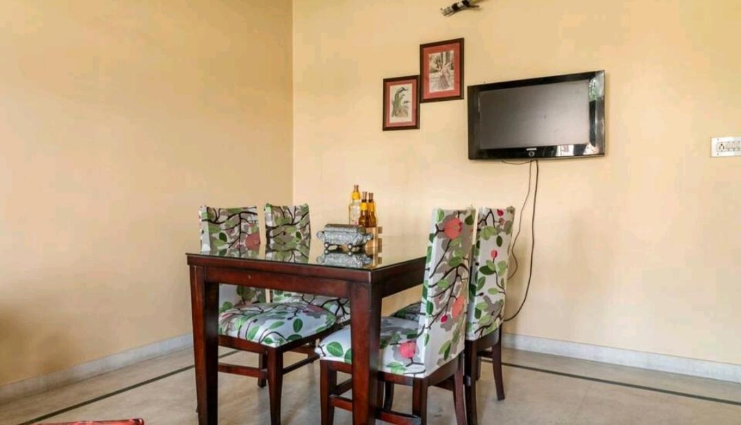 Bed & Breakfast Padmalayabnb *