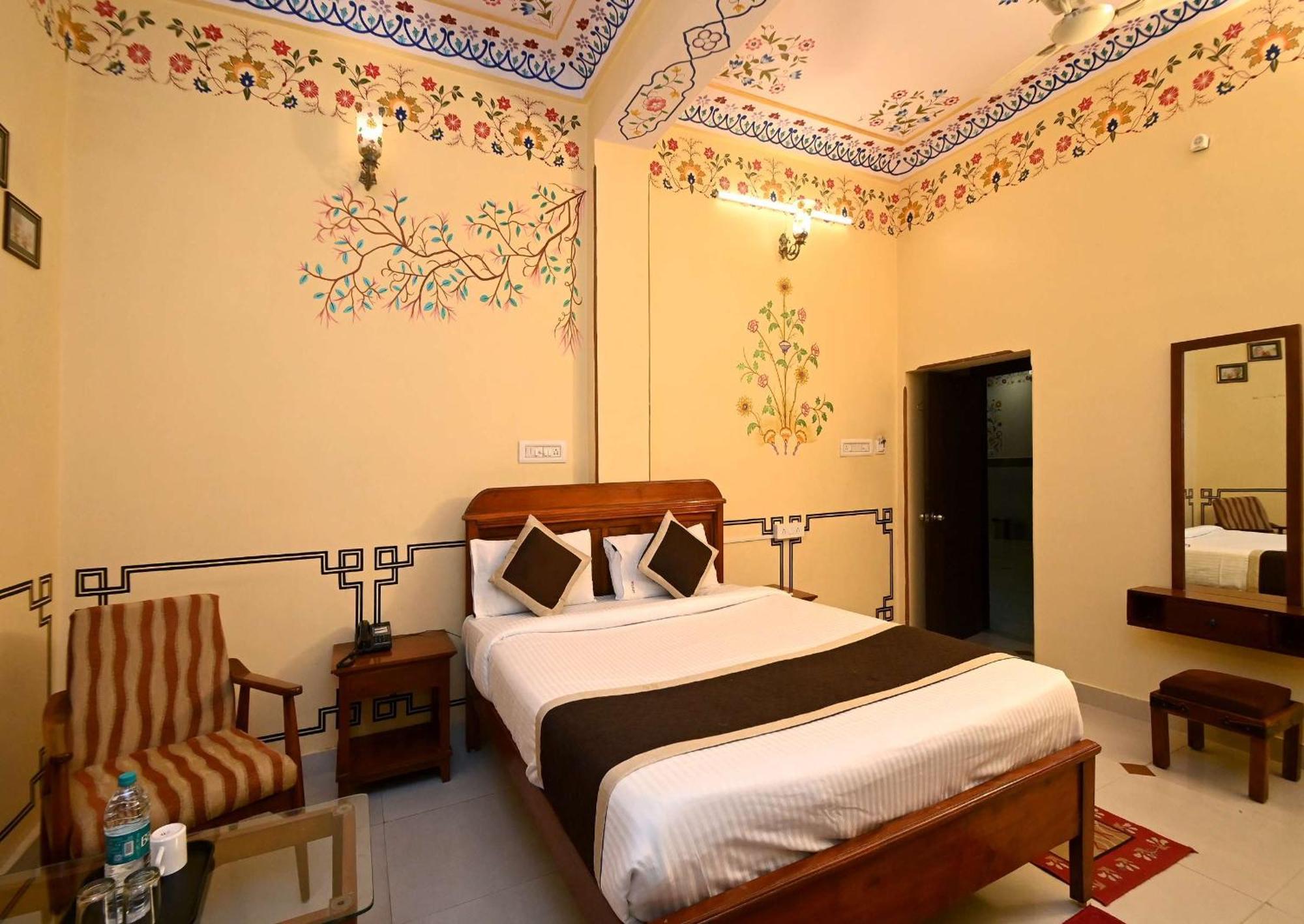 Virasat Mahal Heritage Hotel-jaipur Center Hotel Jaipur