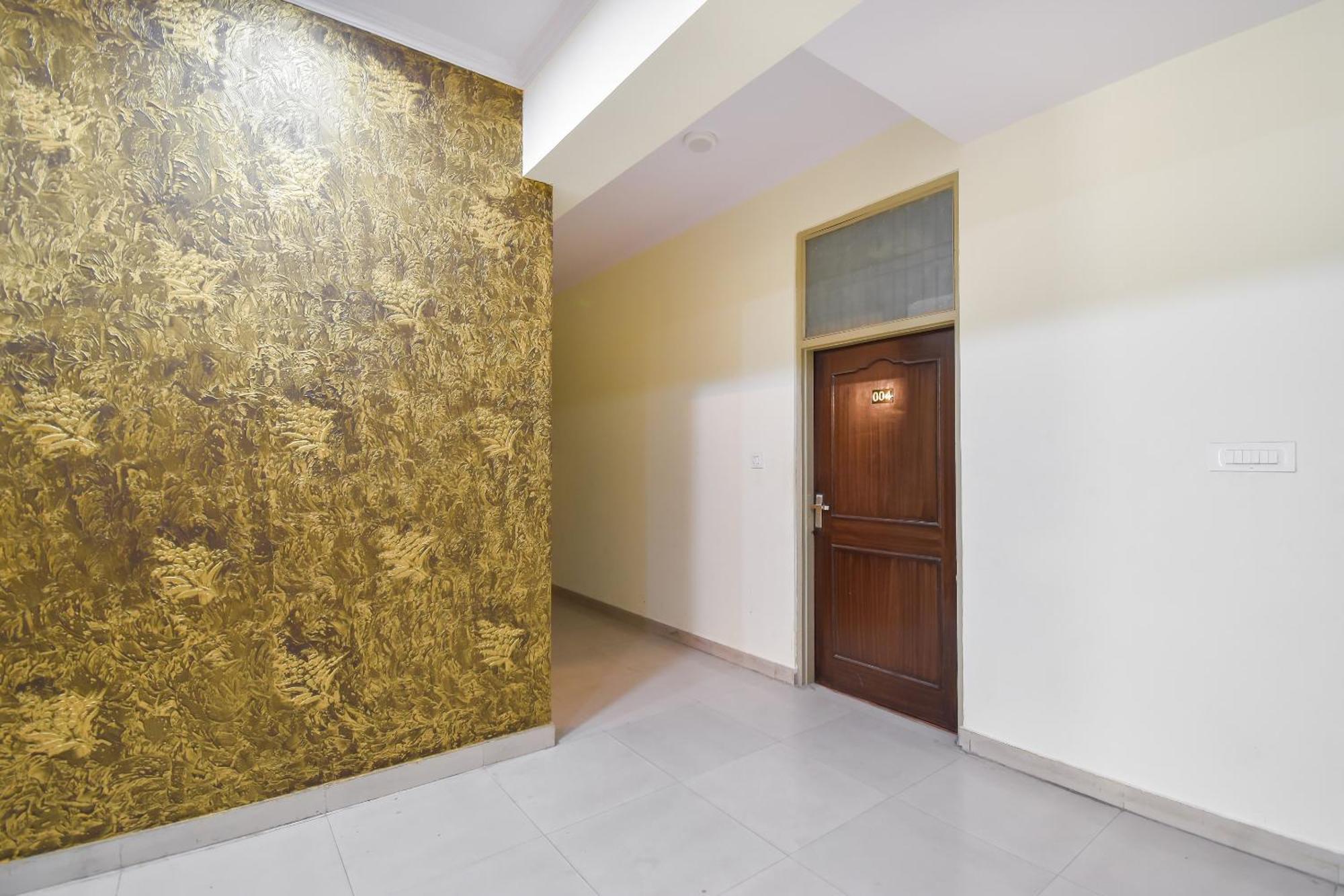 Hotel Collection O Krishna Pride