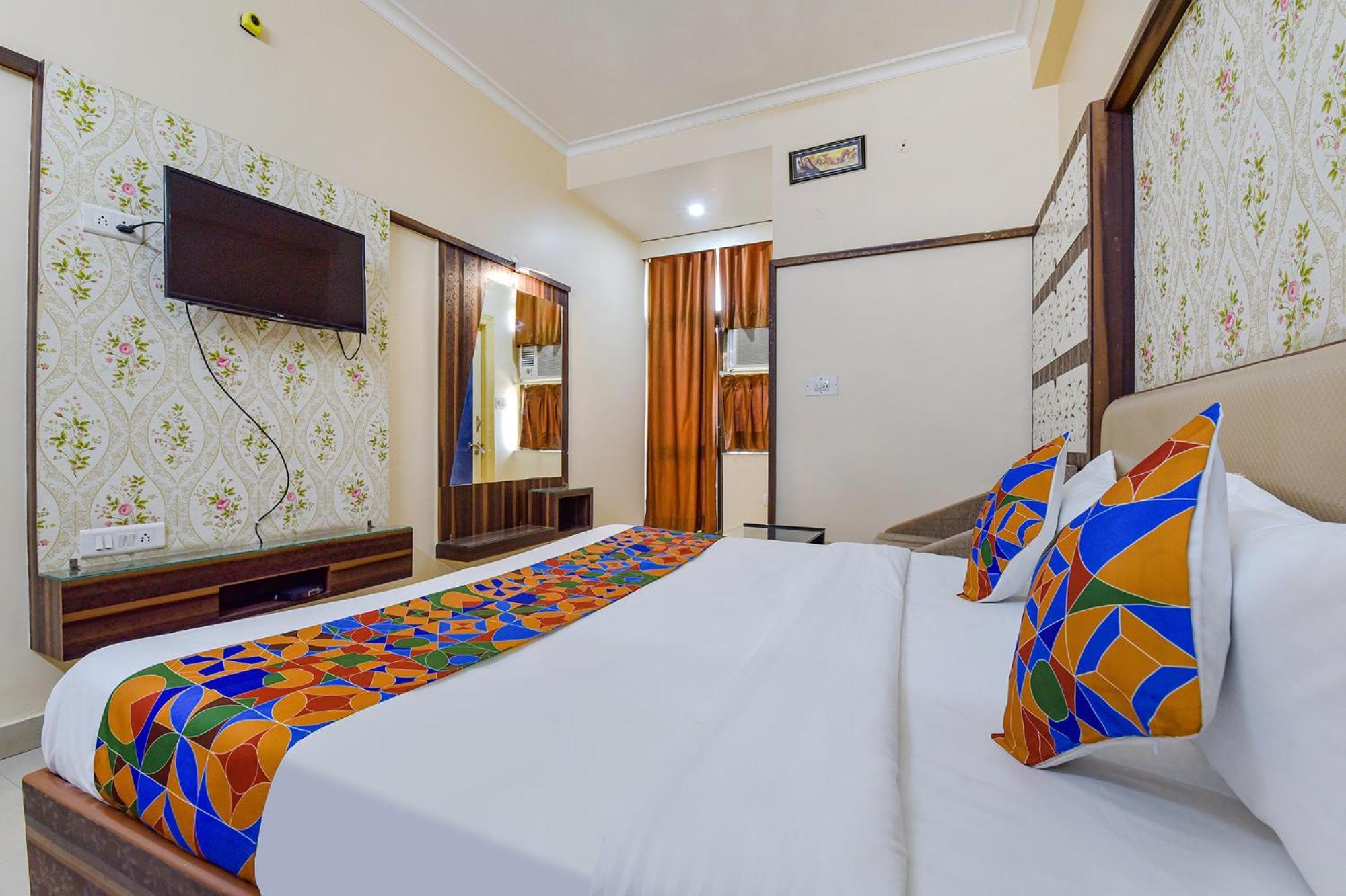 Fabhotel Aayojan