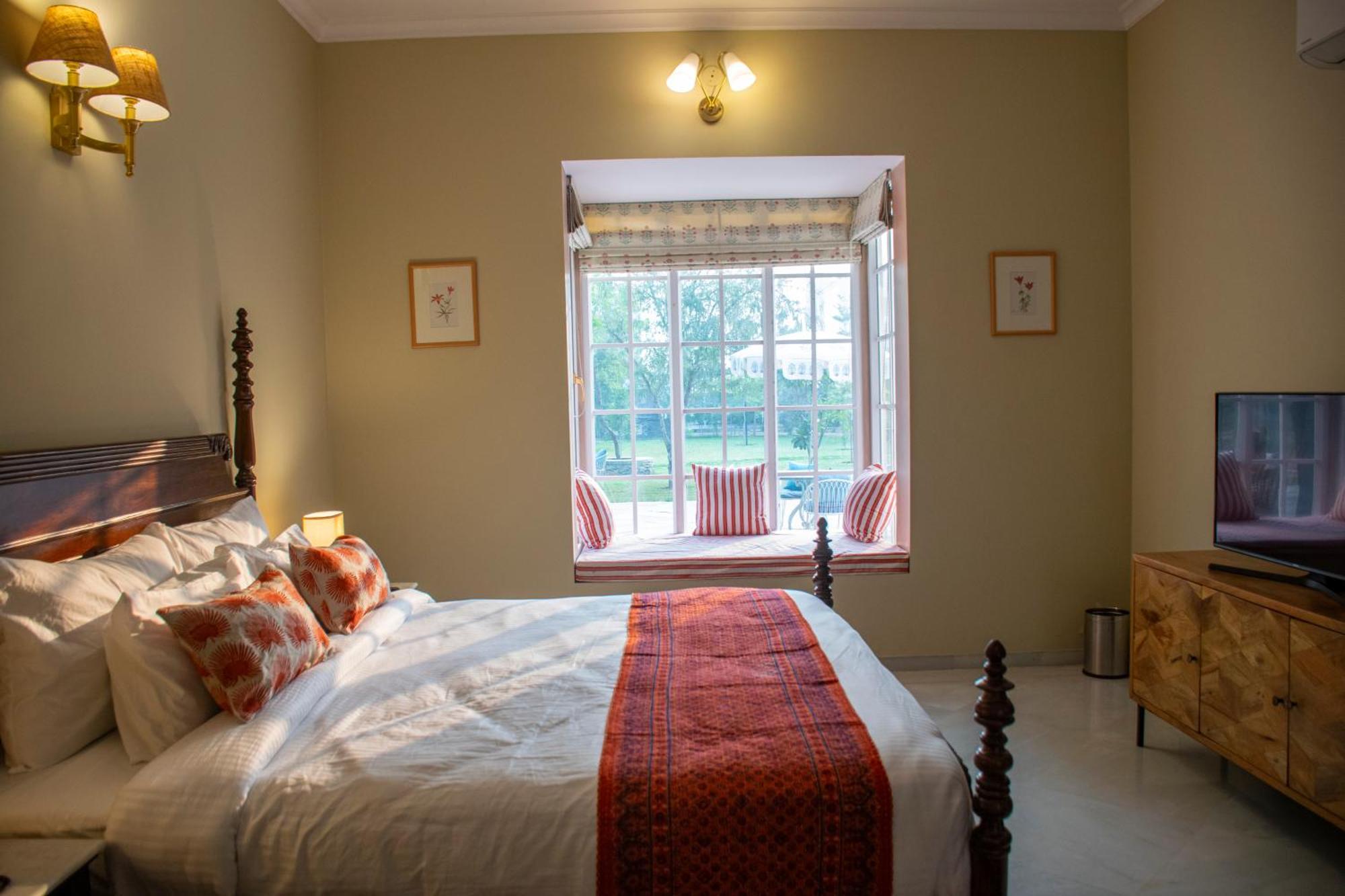 Bed & Breakfast Naila Kothi - A Luxury Boutique Royal In Jaipur